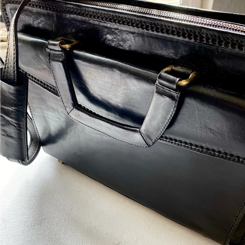 Elegant Black Leather Briefcase for Men Italian leather bag